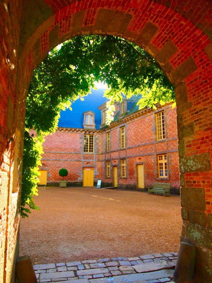 Le Beauregard Bed & Breakfast Rânes Eksteriør bilde